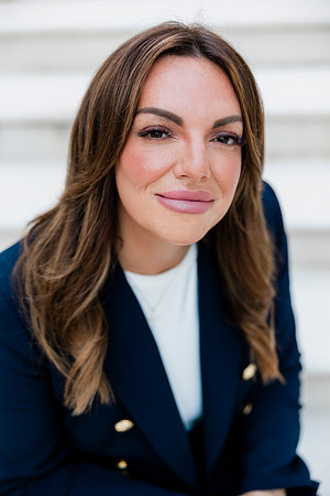 finalheadshot-25