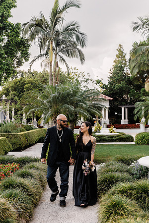 Top Tampa wedding Photographer - Hollis Garden