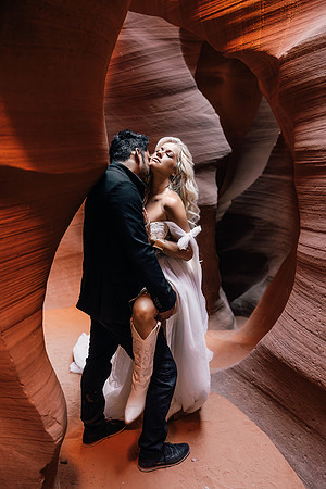 Adventure Elopement - Antelope Canyon, Arizona