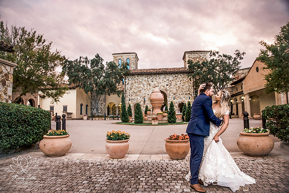 Bella Colina - Orlando top wedding photographer - wide shot