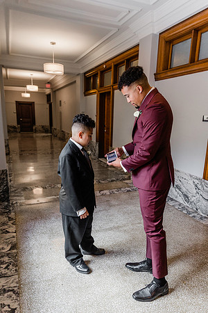 Le Meriden getting ready wedding photography