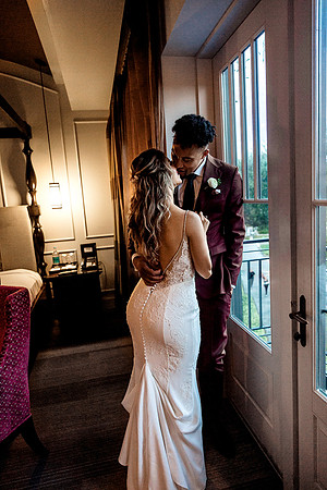 Straub Park, Downtown St. Pete Wedding portraits and newlyweds by Rising Lotus Photography