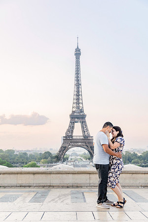 Paris Engagement Photographer
