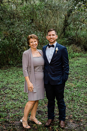 mom-2