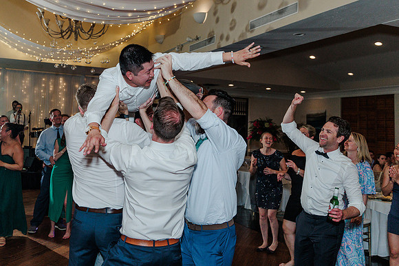 Top wedding party photographer