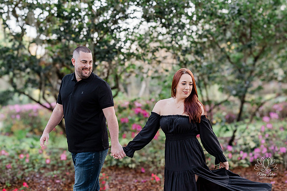 Private estate engagement photography session in Lutz, Floria